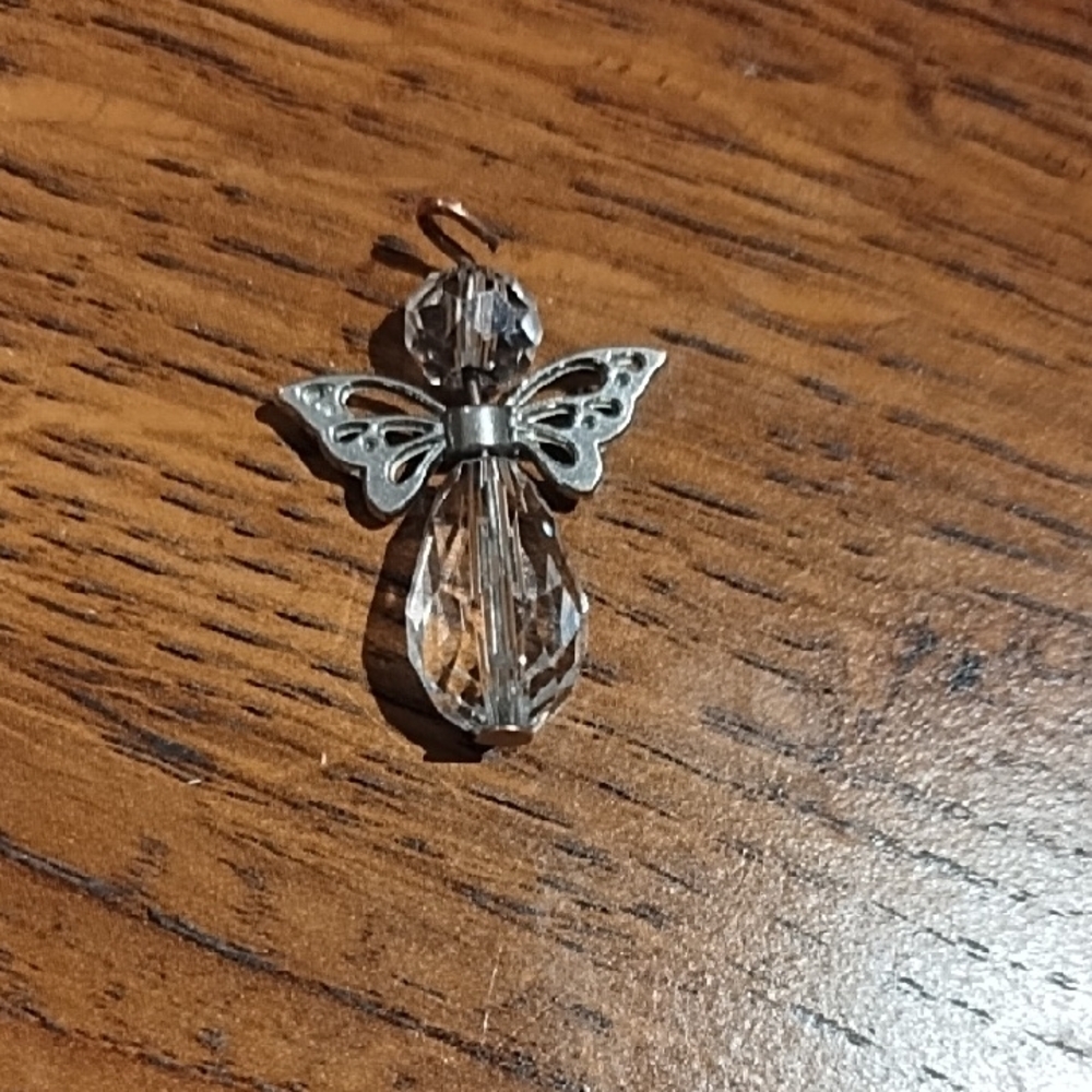 Handmade Elegant Silver Angel Wing Pendant Necklace